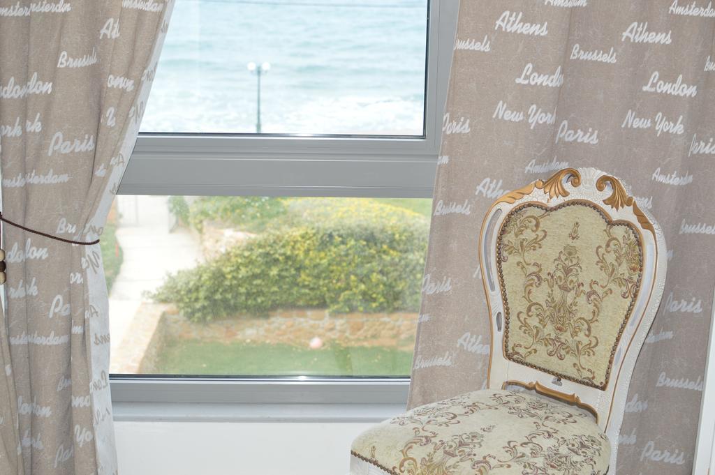 Sea View Beachfront Villa Peri Goúves Eksteriør bilde